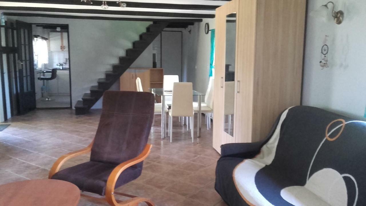 Agroturystyka Pod Debami W Klukach Smoldzino Bagian luar foto